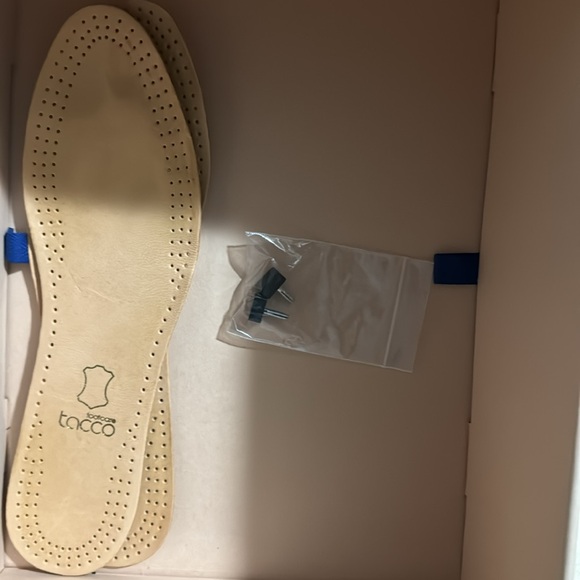 Louis Vuitton Cherie Leather heels - Picture 7 of 9